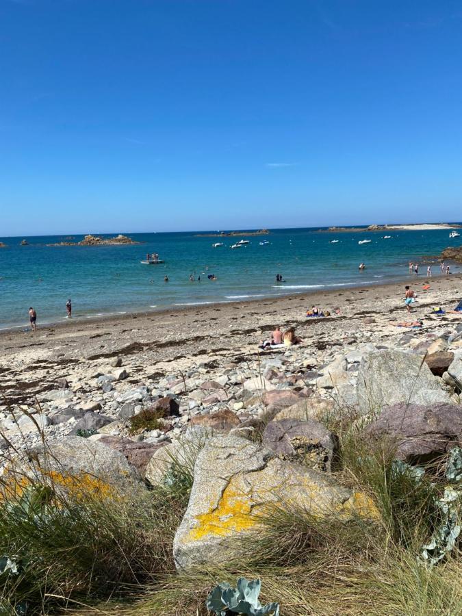 Gite Independant En Duplex Proche Mer Cote De Granit Rose Pleubian Exterior foto